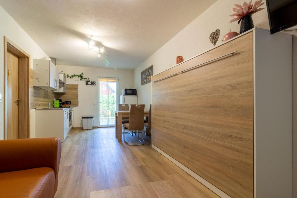 Apartment Fewo Efosa Kappel-Grafenhausen Bagian luar foto