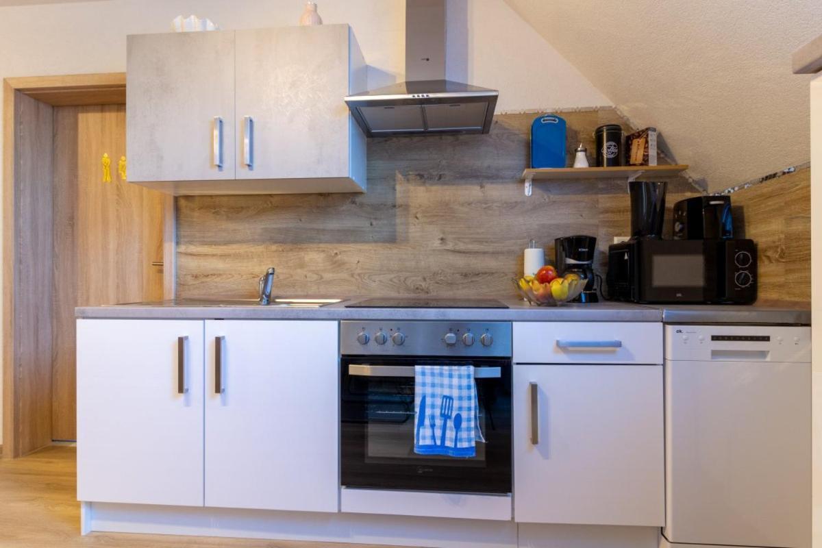 Apartment Fewo Efosa Kappel-Grafenhausen Bagian luar foto
