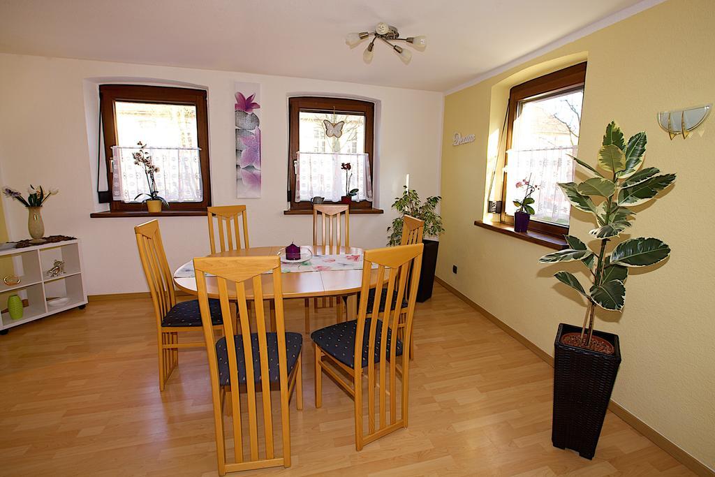 Apartment Fewo Efosa Kappel-Grafenhausen Bagian luar foto