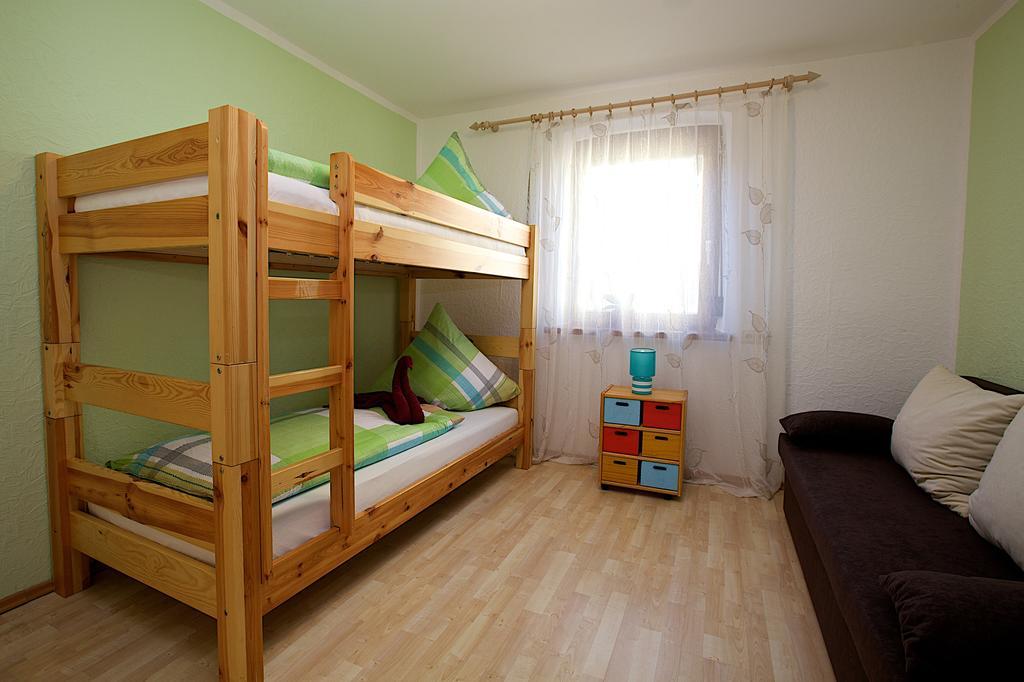 Apartment Fewo Efosa Kappel-Grafenhausen Bagian luar foto