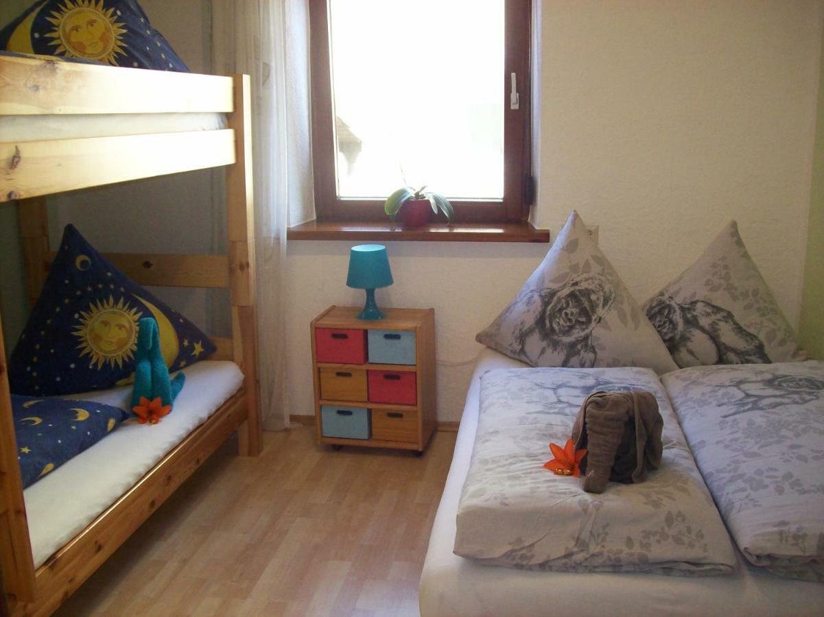 Apartment Fewo Efosa Kappel-Grafenhausen Bagian luar foto