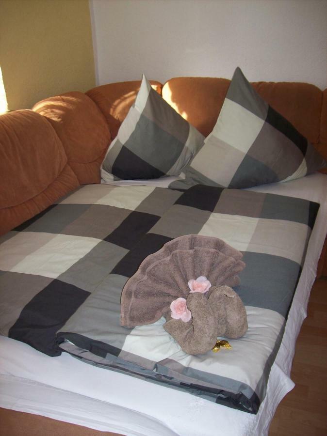 Apartment Fewo Efosa Kappel-Grafenhausen Bagian luar foto