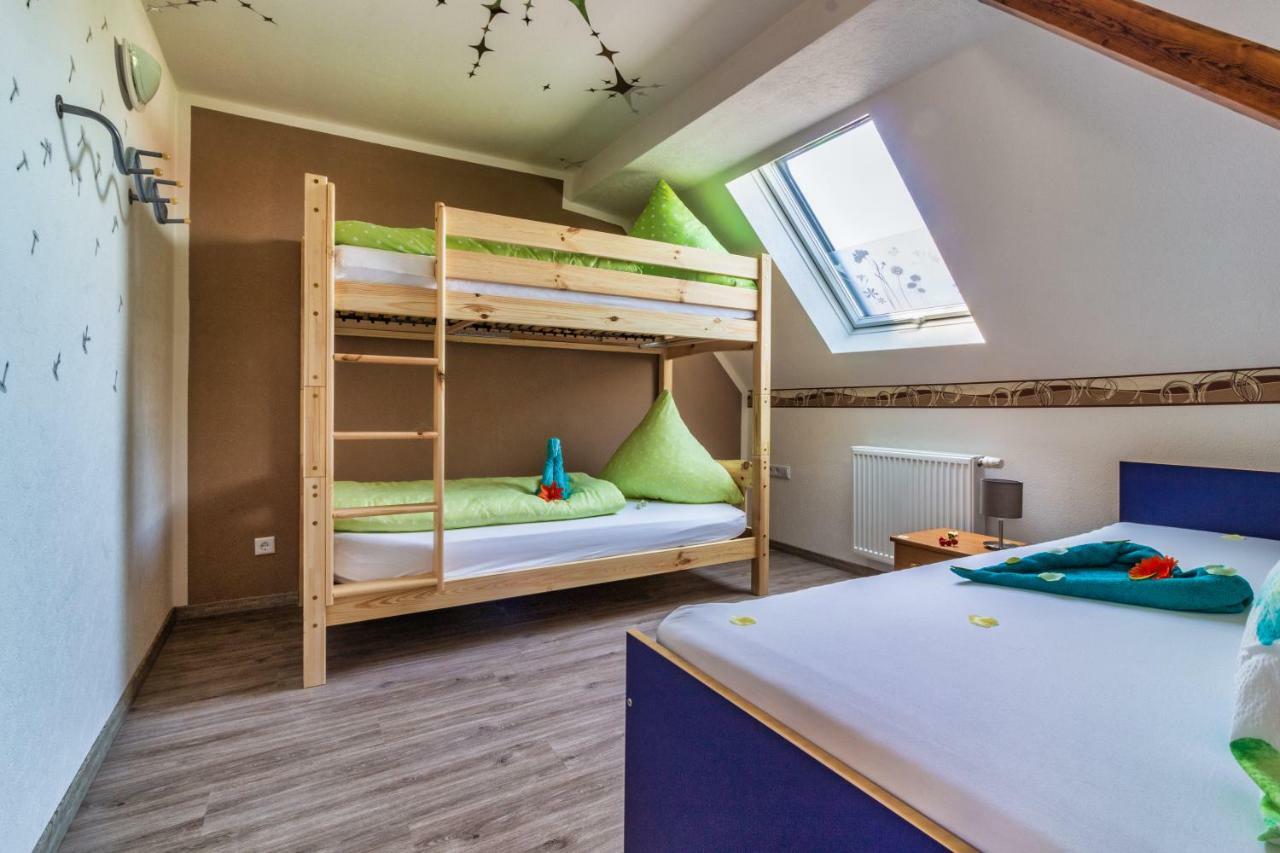 Apartment Fewo Efosa Kappel-Grafenhausen Bagian luar foto