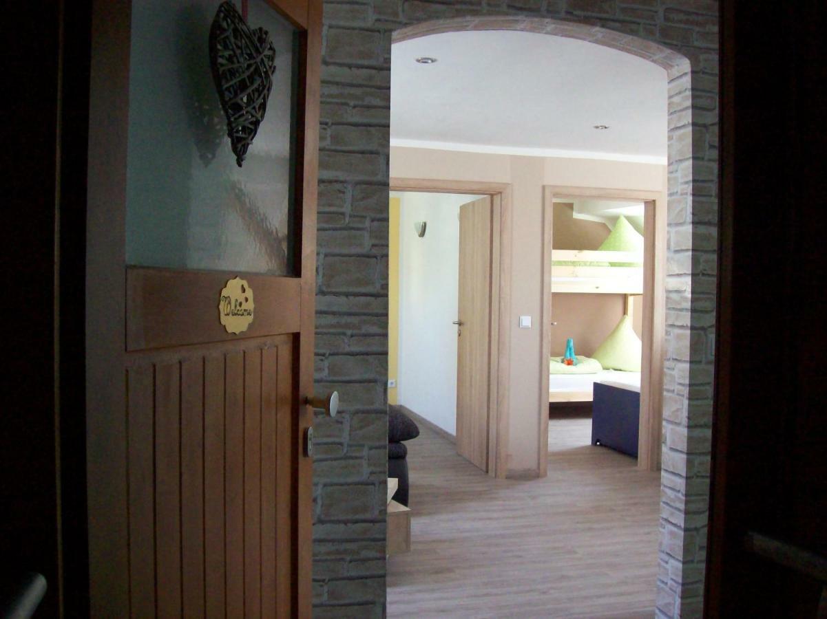 Apartment Fewo Efosa Kappel-Grafenhausen Bagian luar foto